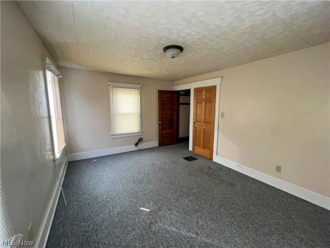 302 Huntington Avenue Akron OH 44306