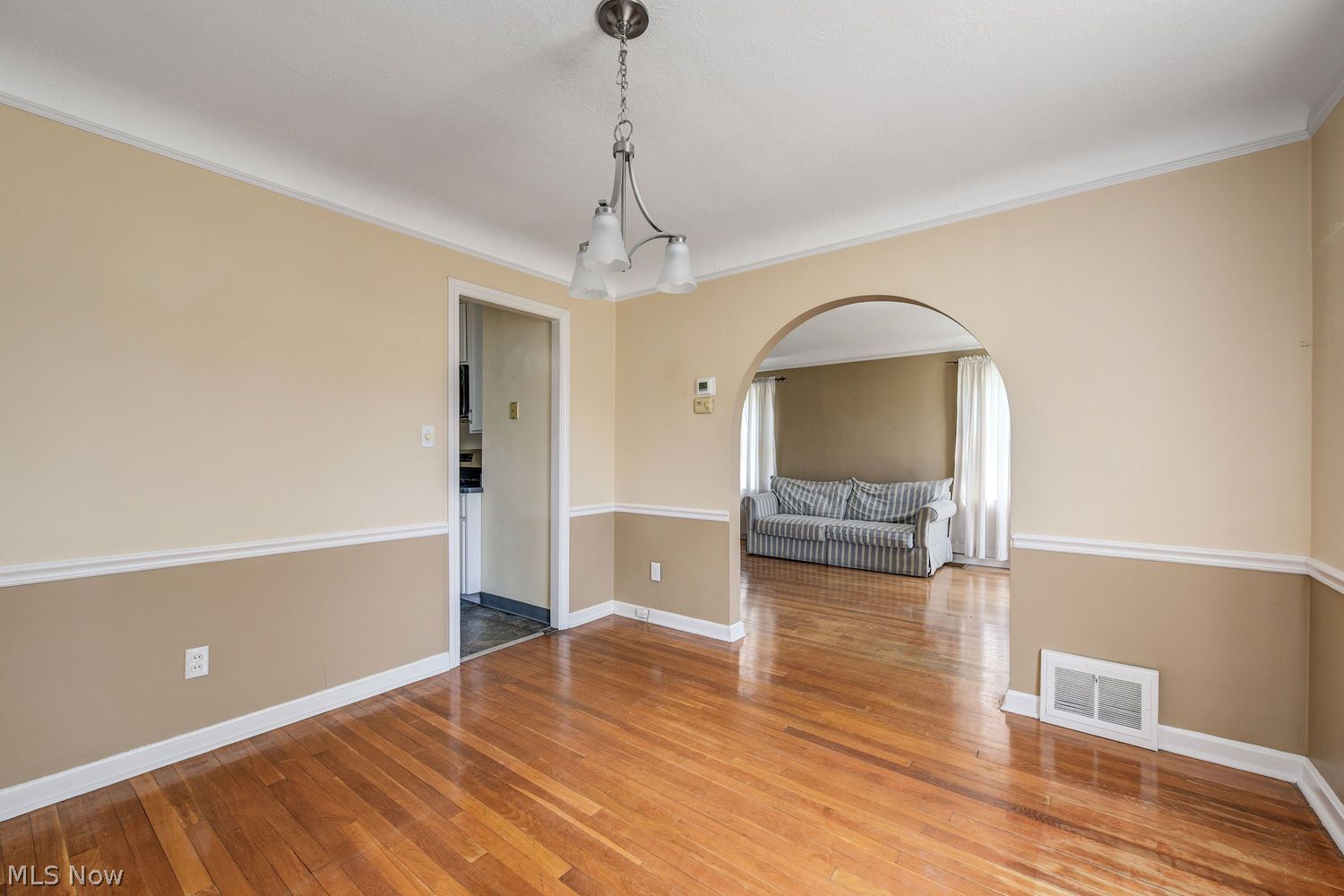 16716 Westdale Avenue Cleveland OH 44135