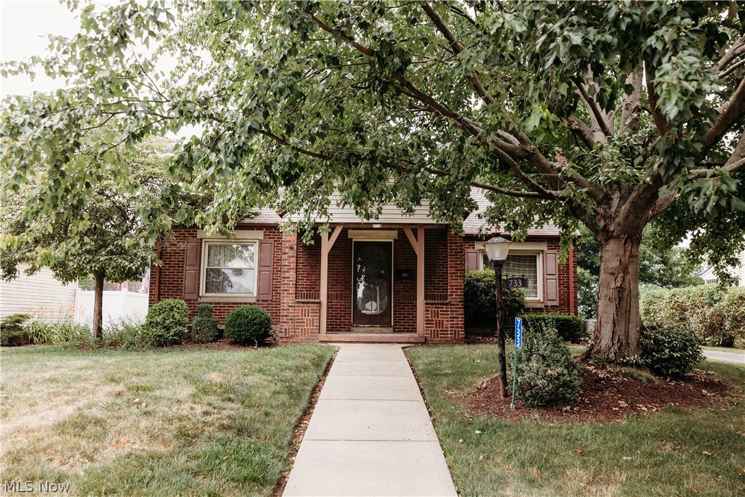 733 Miles Avenue SW Canton OH 44710