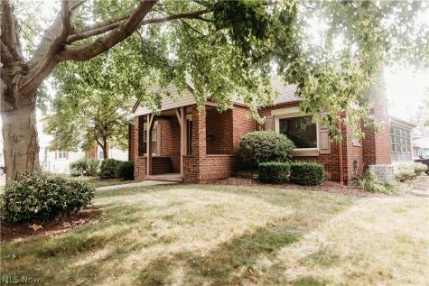 733 Miles Avenue SW Canton OH 44710