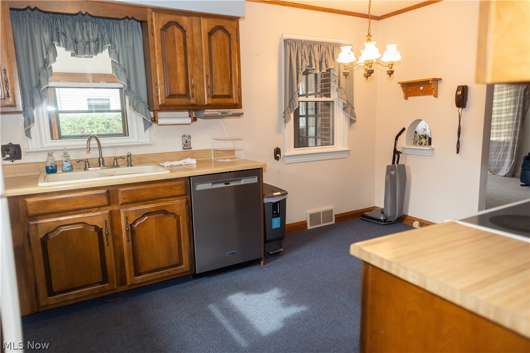 733 Miles Avenue SW Canton OH 44710