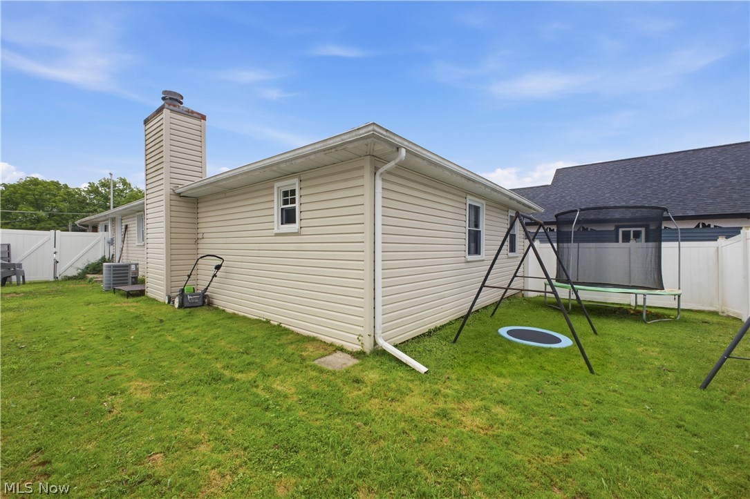 1828 Grandview Road Lake Milton OH 44429