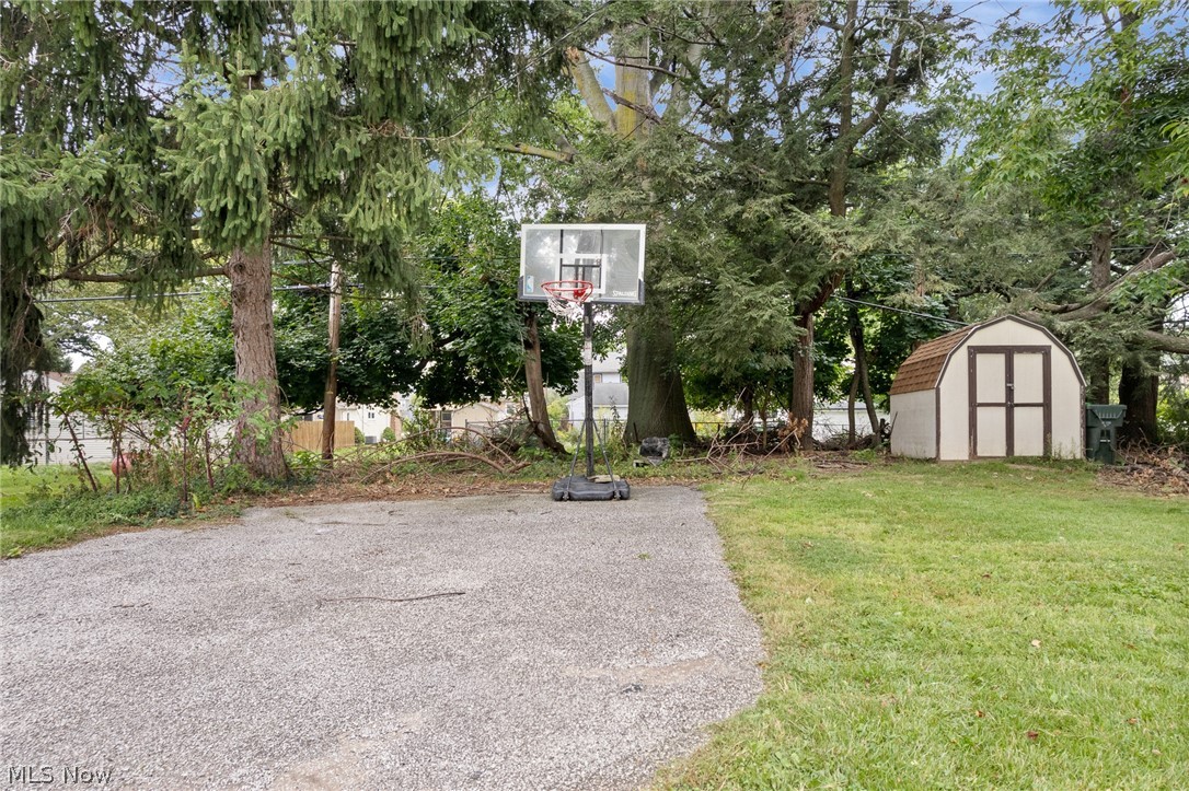 300 E 216th Street Euclid OH 44123