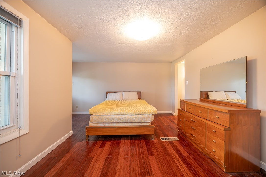1710 W State Street Salem OH 44460