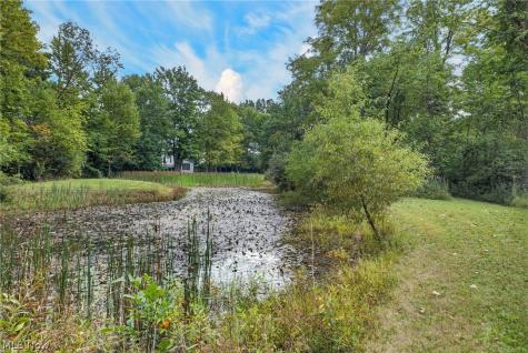 440 Station Road Valley City OH 44280