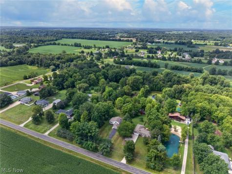 440 Station Road Valley City OH 44280