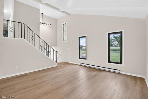 440 Station Road Valley City OH 44280