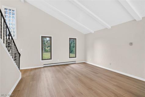 440 Station Road Valley City OH 44280