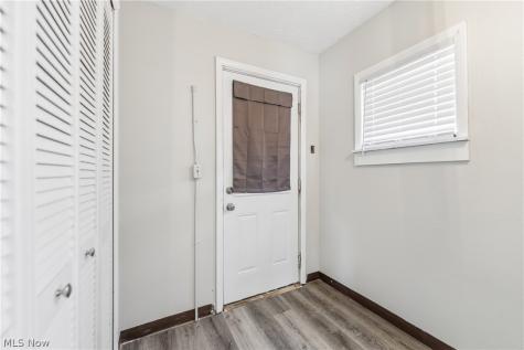 252 17th Street NW Barberton OH 44203