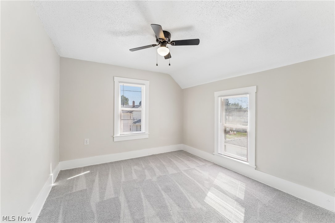 252 17th Street NW Barberton OH 44203