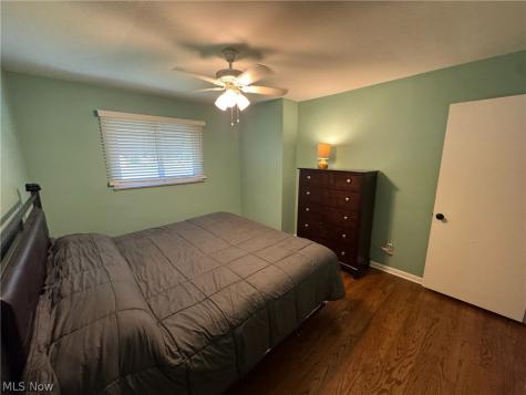 7287 Maplewood Road Parma OH 44130