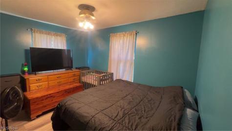 2358 Nesmith Lake Boulevard Akron OH 44314