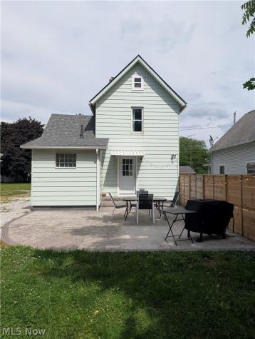 1633 Holland Court SW Canton OH 44706