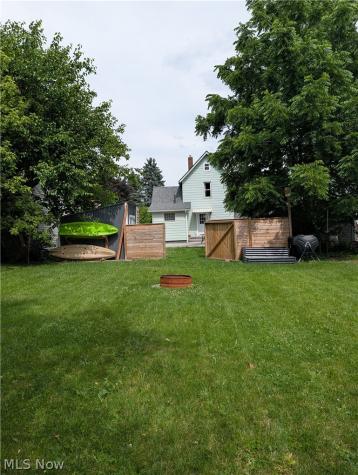 1633 Holland Court SW Canton OH 44706