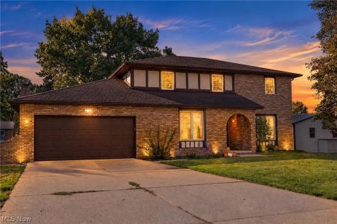 919 S Mill Street Louisville OH 44641