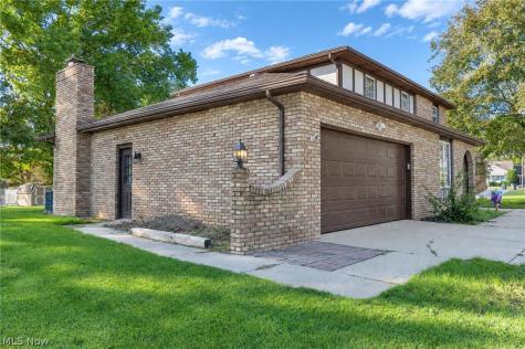 919 S Mill Street Louisville OH 44641