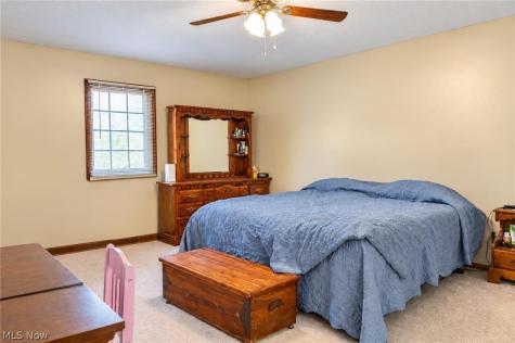 919 S Mill Street Louisville OH 44641