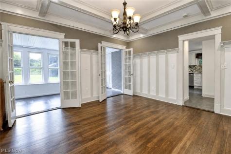 3186 Oak Road Cleveland Heights OH 44118