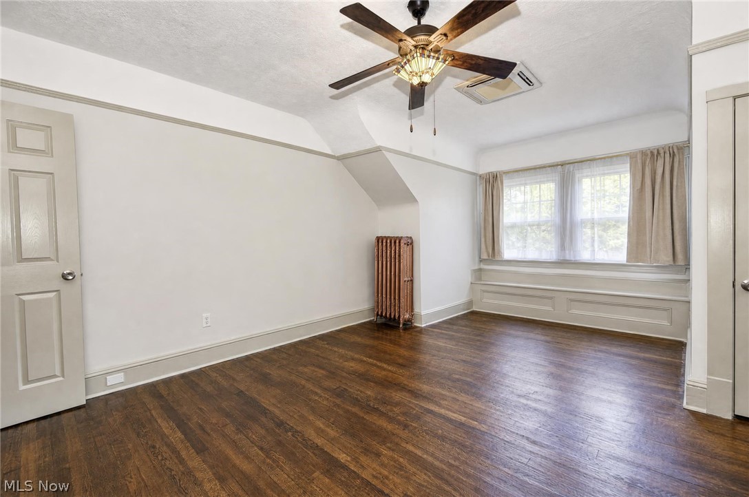 3186 Oak Road Cleveland Heights OH 44118