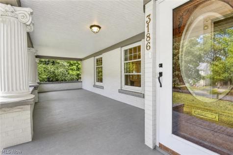 3186 Oak Road Cleveland Heights OH 44118