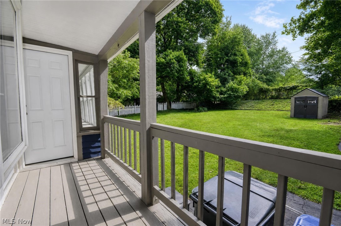 3186 Oak Road Cleveland Heights OH 44118