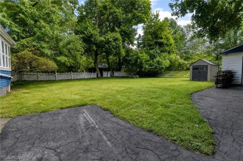 3186 Oak Road Cleveland Heights OH 44118