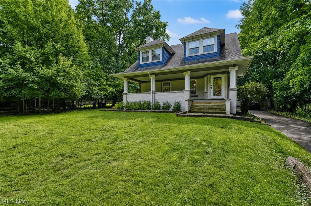 3186 Oak Road Cleveland Heights OH 44118