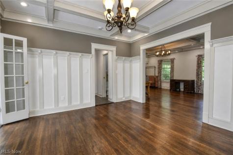 3186 Oak Road Cleveland Heights OH 44118