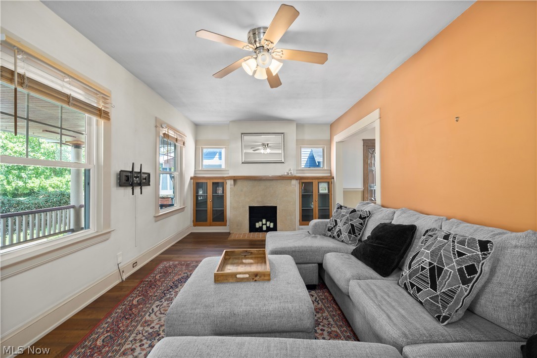 1197 Cranford Avenue Lakewood OH 44107