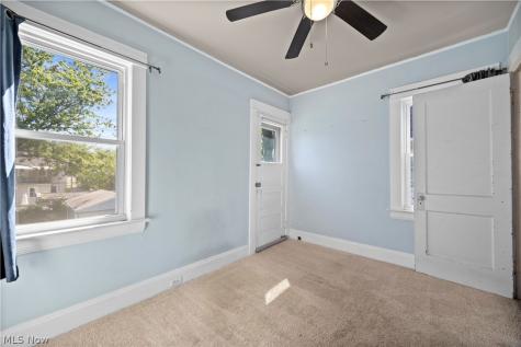 1197 Cranford Avenue Lakewood OH 44107