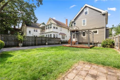 1197 Cranford Avenue Lakewood OH 44107