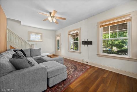 1197 Cranford Avenue Lakewood OH 44107