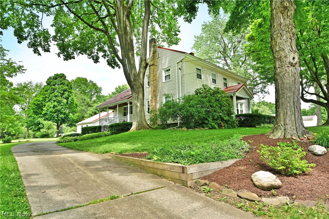 8683 King Graves Road NE Warren OH 44484