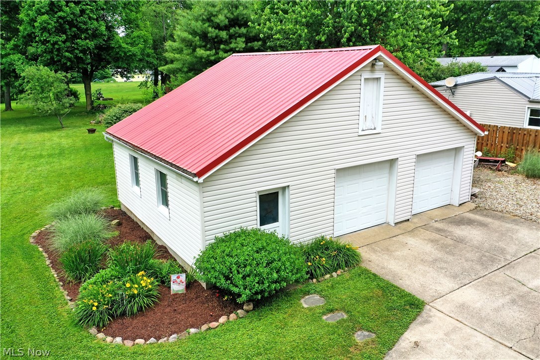8683 King Graves Road NE Warren OH 44484