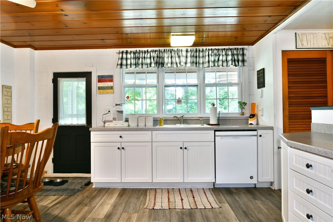 8683 King Graves Road NE Warren OH 44484