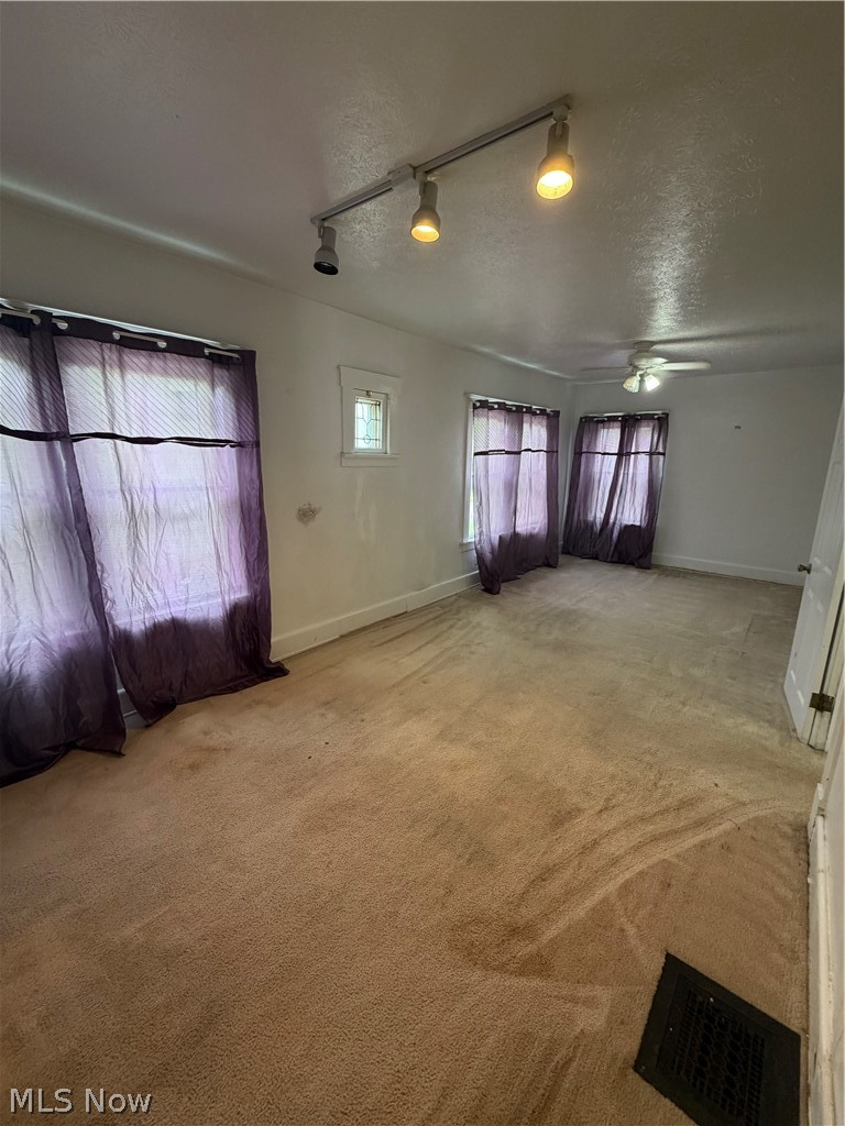 1070 Parkside Road Cleveland OH 44108