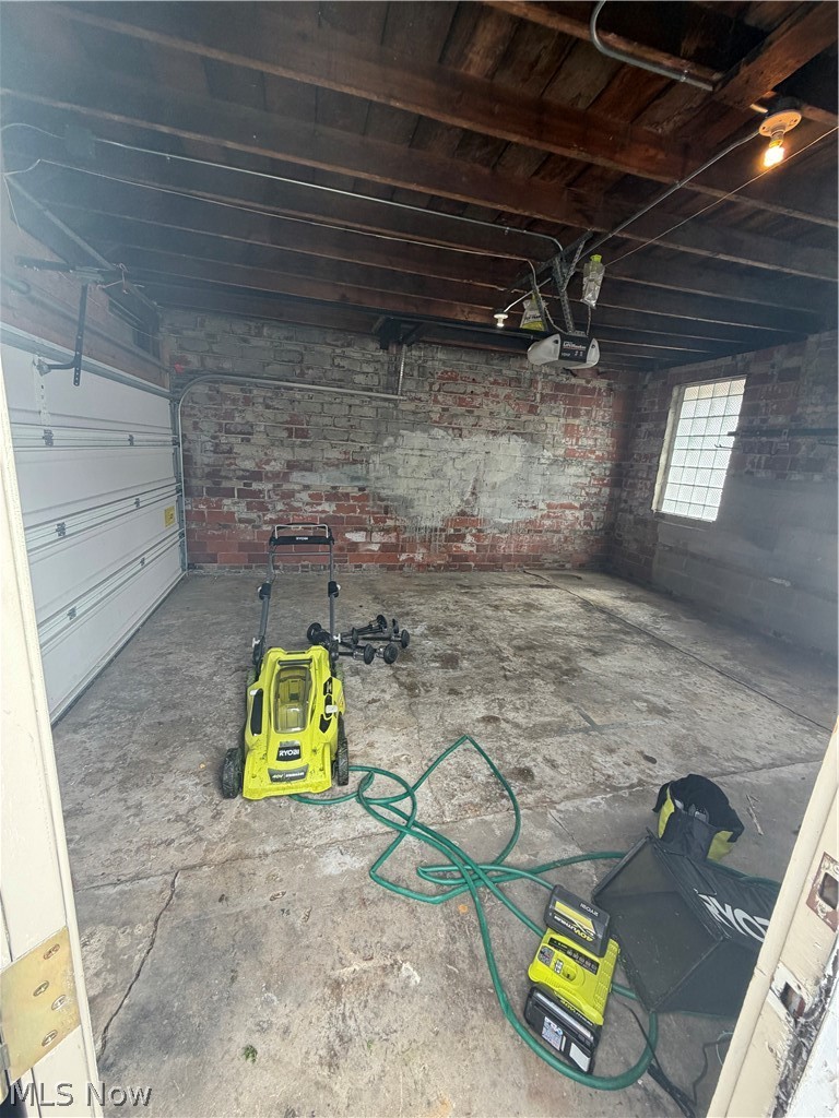 1070 Parkside Road Cleveland OH 44108
