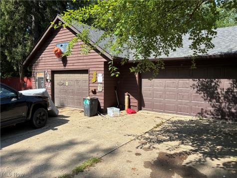 7176 Hunter Drive Medina OH 44215