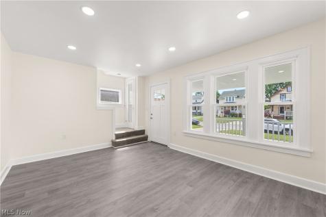 3018 Russell Avenue Parma OH 44134