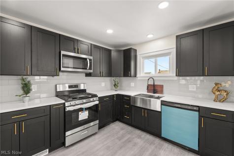 3018 Russell Avenue Parma OH 44134