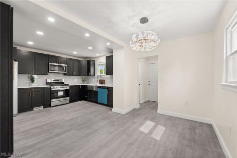 3018 Russell Avenue Parma OH 44134