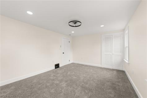 3018 Russell Avenue Parma OH 44134