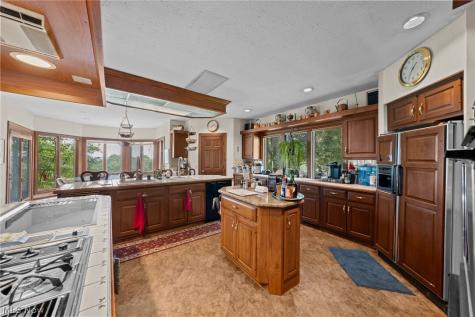 3999 Brush Road Richfield OH 44286