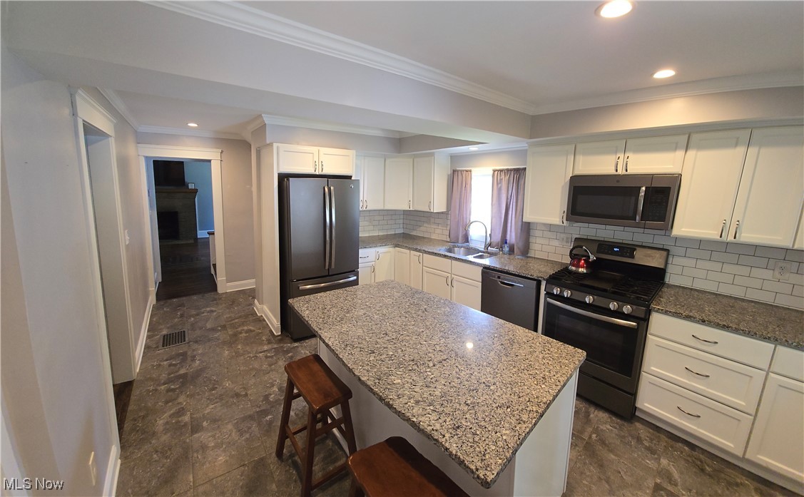 475 Lamson Avenue Bedford OH 44146