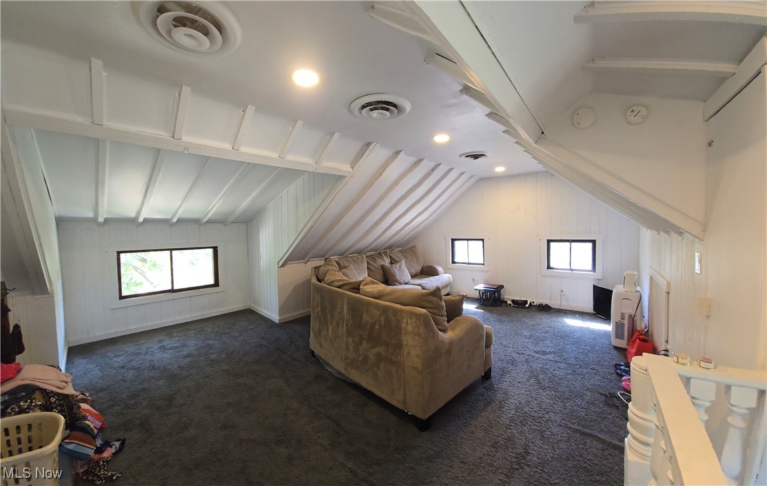 475 Lamson Avenue Bedford OH 44146