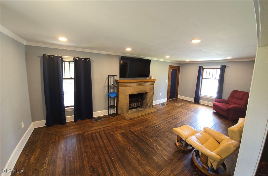 475 Lamson Avenue Bedford OH 44146