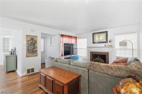 41819 Emerson Court Elyria OH 44035