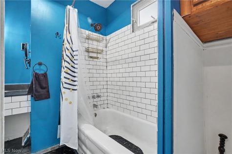 461 S Prospect Street Ravenna OH 44266