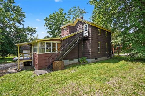 461 S Prospect Street Ravenna OH 44266