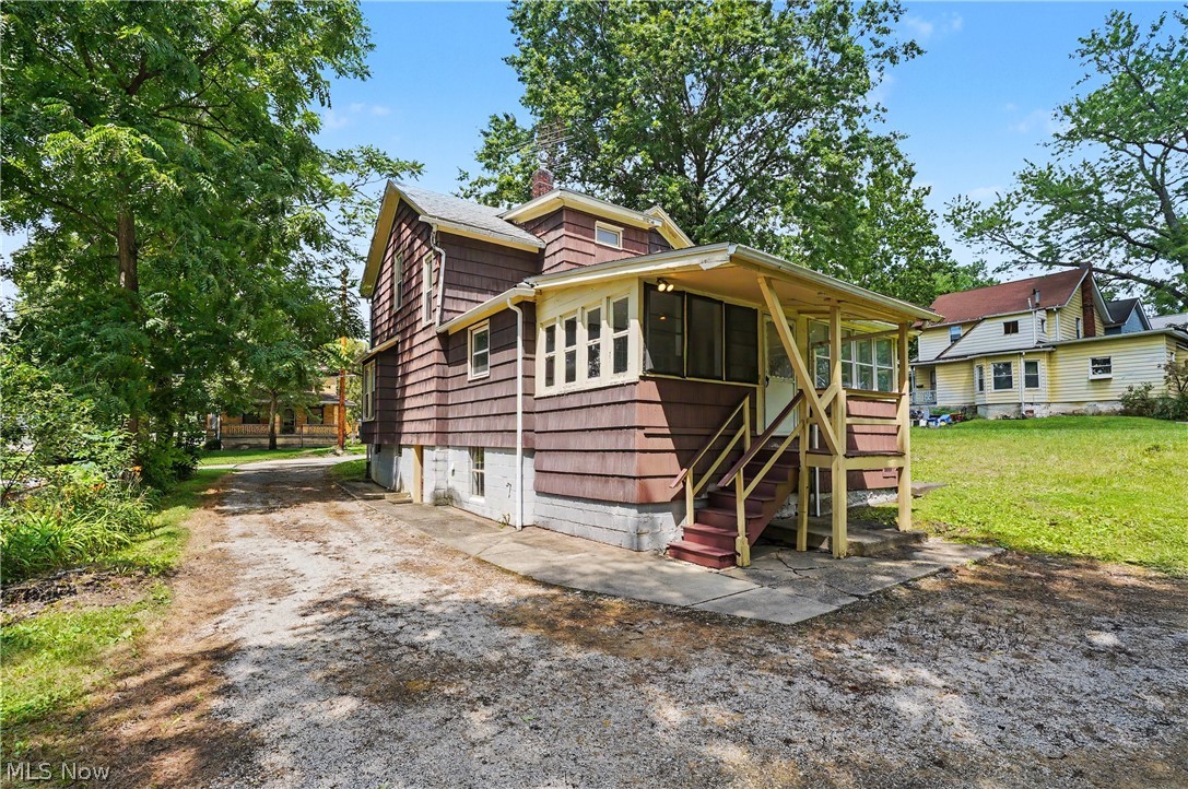 461 S Prospect Street Ravenna OH 44266